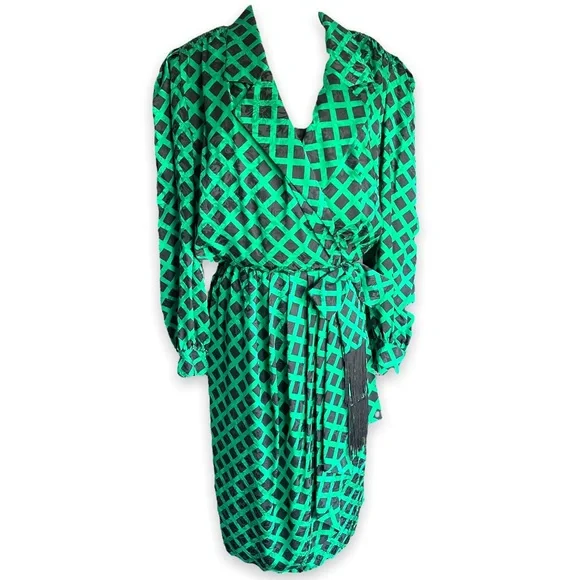 Vintage | Dresses | Vintage Black And Green Silk Church Dress | Poshmark